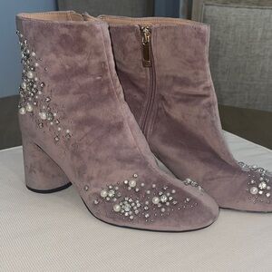 Zara Mauve Velvet Pearl Heeled Boots